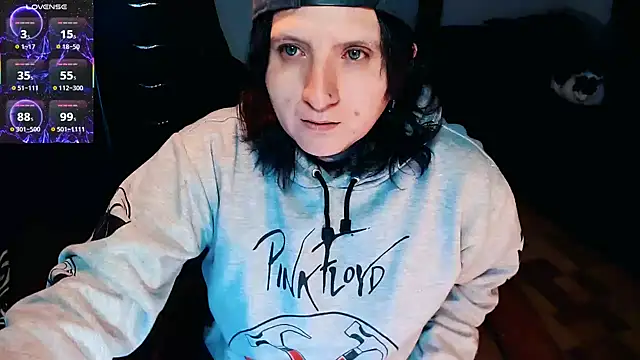 Snapshot of Marieblueeyes chatting on October 2025 08:20:02 PM Marieblueeyes online show from October 2025 08:20:02 PM