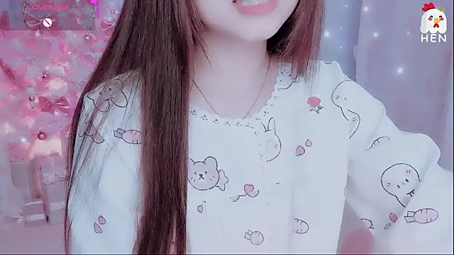 hen237 online show from December 2025 05:39:02 PM