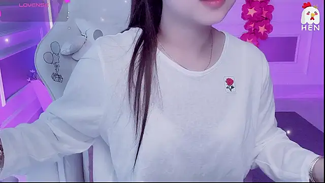 Snapshot of hen237 chatting on May 2026 07:19:01 PM hen237 online show from May 2026 07:19:01 PM