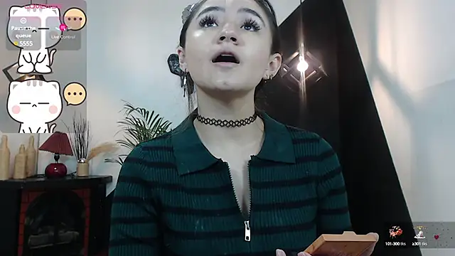 Snapshot of Perla_Campbell chatting on December 2024 07:32:01 PM Perla Campbell online show from December 2024 07:32:01 PM