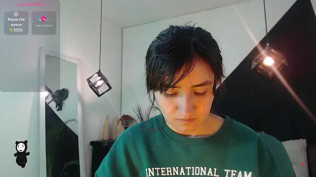 Snapshot of Perla_Campbell chatting on March 2025 04:04:01 PM Perla Campbell online show from March 2025 04:04:01 PM