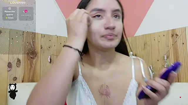 Snapshot of Perla_Campbell chatting on October 2025 01:12:01 PM Perla Campbell online show from October 2025 01:12:01 PM