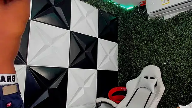 ManSant online show from February 2026 06:26:01 PM