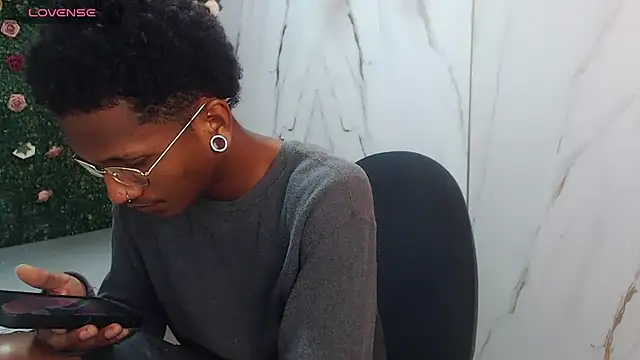 ManSant online show from April 2026 02:43:01 PM