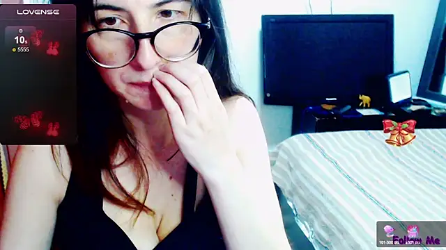Snapshot of A_R_Y_ chatting on December 2024 07:32:02 PM A R Y online show from December 2024 07:32:02 PM