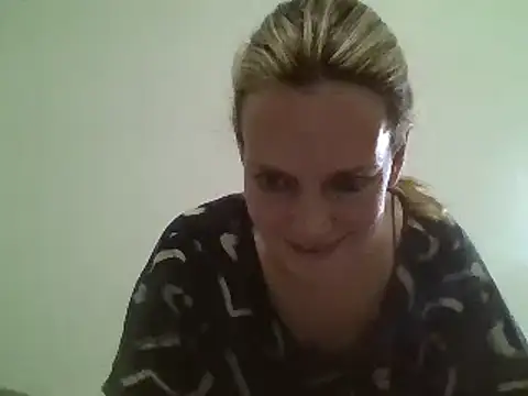 Annylove1 online show from December 2024 12:16:01 AM