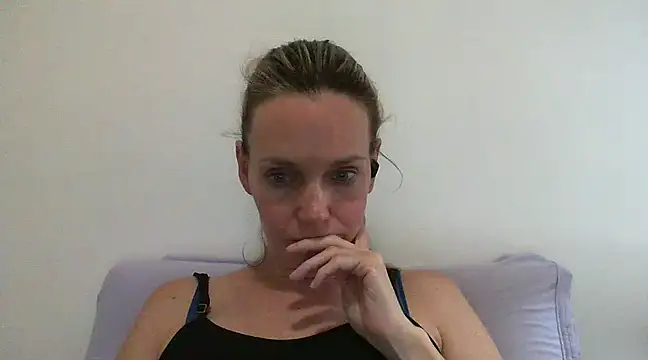 Annylove1 online show from January 2025 12:10:01 AM