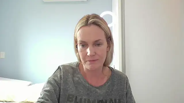 Annylove1 online show from January 2026 03:49:02 PM