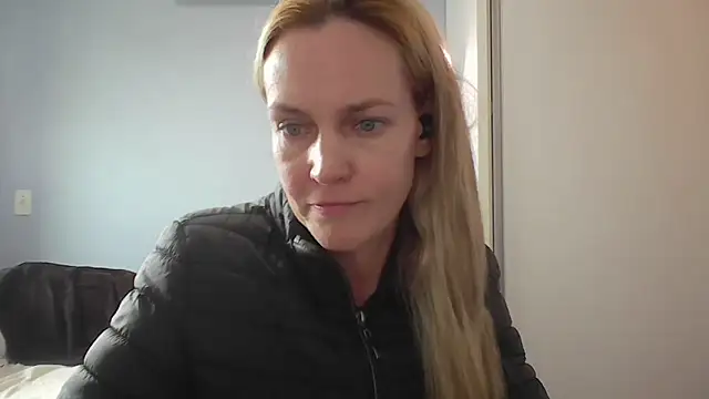 Annylove1 online show from May 2026 12:14:02 PM