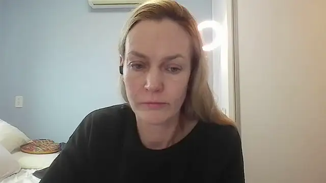 Snapshot of Annylove1 chatting on June 2026 10:46:01 AM Annylove1 online show from June 2026 10:46:01 AM