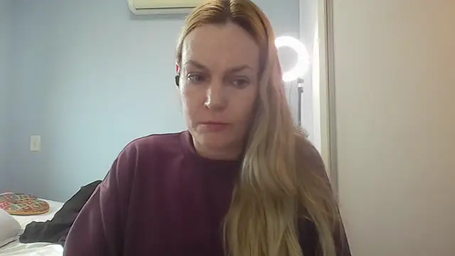 Snapshot of Annylove1 chatting on July 2026 10:52:02 AM Annylove1 online show from July 2026 10:52:02 AM