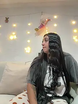 Hannahoff online show from December 2025 10:27:02 PM