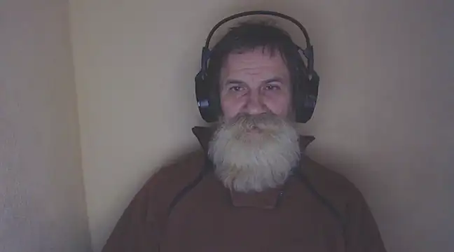 Snapshot of AlexNudo chatting on December 2024 08:51:01 AM AlexNudo online show from December 2024 08:51:01 AM