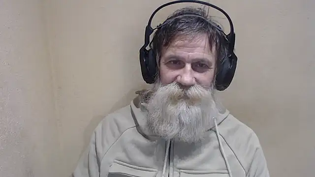 Snapshot of AlexNudo chatting on December 2024 08:40:01 AM AlexNudo online show from December 2024 08:40:01 AM