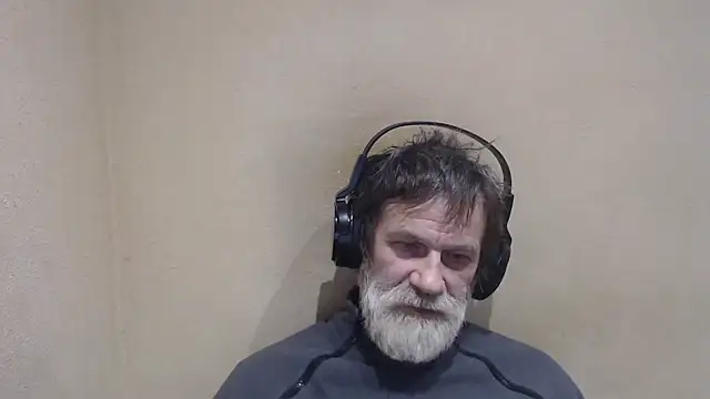 Snapshot of AlexNudo chatting on January 2025 02:47:02 PM AlexNudo online show from January 2025 02:47:02 PM