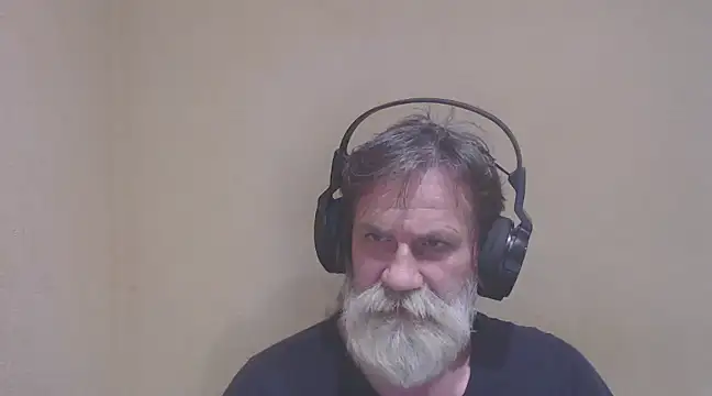 Snapshot of AlexNudo chatting on February 2025 07:04:02 AM AlexNudo online show from February 2025 07:04:02 AM