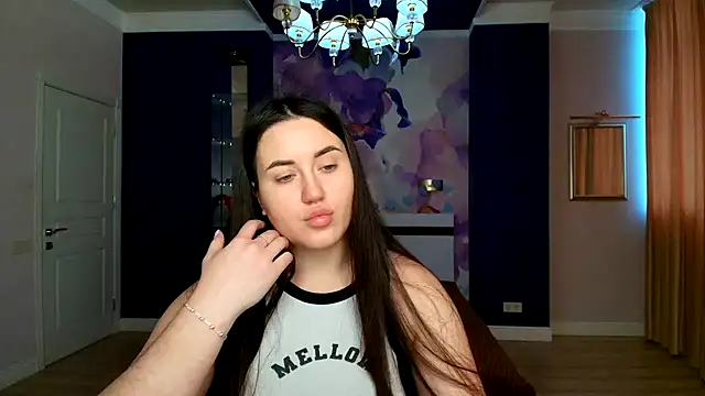 Snapshot of Roxie_Bradley chatting on January 2025 07:18:01 AM Roxie Bradley online show from January 2025 07:18:01 AM