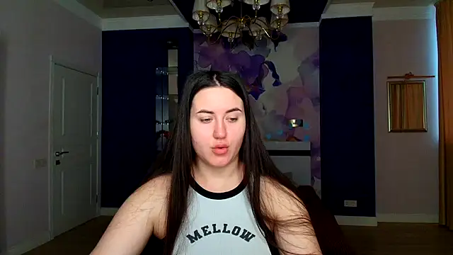 Snapshot of Roxie_Bradley chatting on February 2025 06:45:02 AM Roxie Bradley online show from February 2025 06:45:02 AM