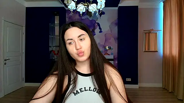 Snapshot of Roxie_Bradley chatting on February 2025 06:53:02 AM Roxie Bradley online show from February 2025 06:53:02 AM