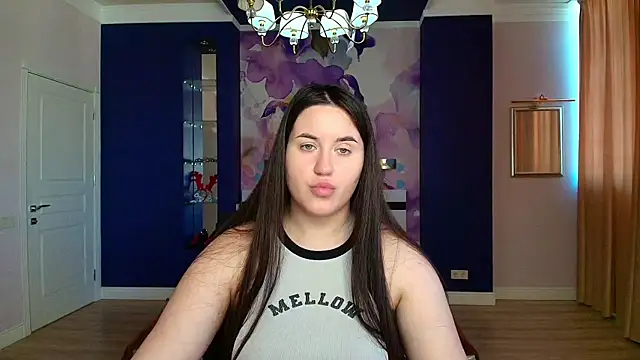 Snapshot of Roxie_Bradley chatting on March 2025 06:57:02 AM Roxie Bradley online show from March 2025 06:57:02 AM