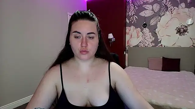 Roxie Bradley online show from March 2026 05:41:02 AM