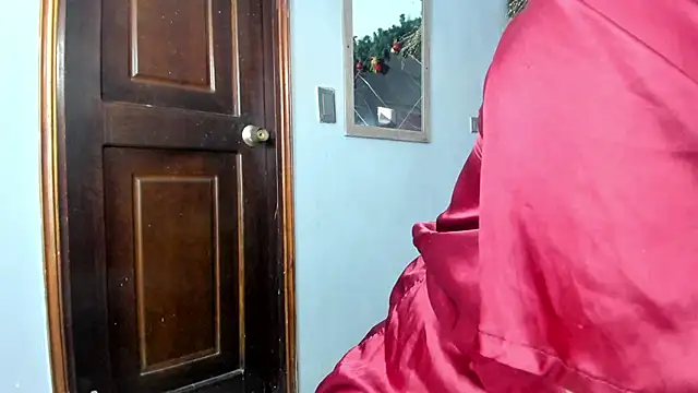 Sinthia Collins online show from December 2024 03:10:02 PM