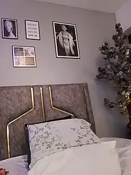 haileystone online show from February 2026 12:32:02 PM