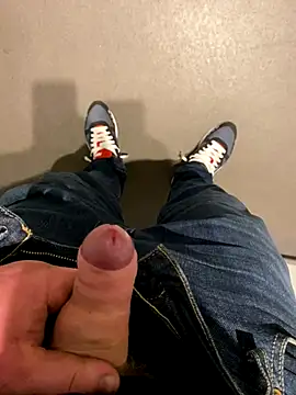 Joeangus87 online show from September 2025 09:48:02 PM