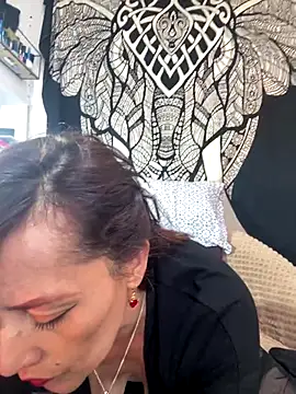 Boonny Boo01 online show from September 2025 04:00:02 PM