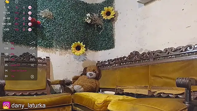 Snapshot of Bellydancerhot chatting on February 2025 02:20:02 AM Bellydancerhot online show from February 2025 02:20:02 AM