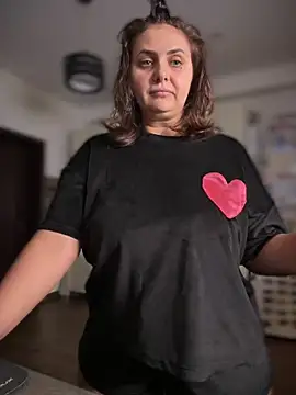 Snapshot of AnneKane chatting on December 2024 10:01:02 PM AnneKane online show from December 2024 10:01:02 PM