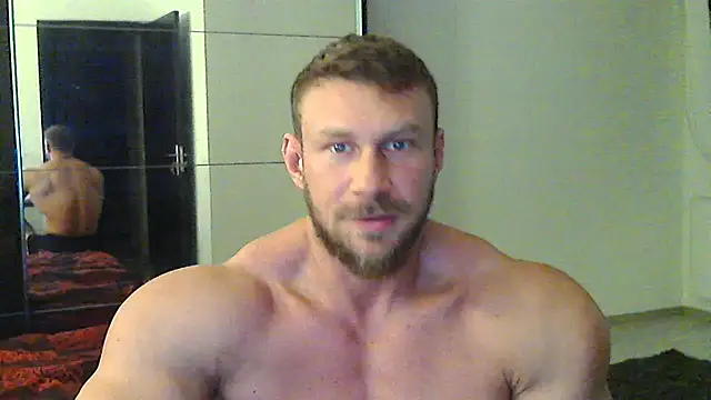 muscularkevin online show from December 2024 02:17:02 PM