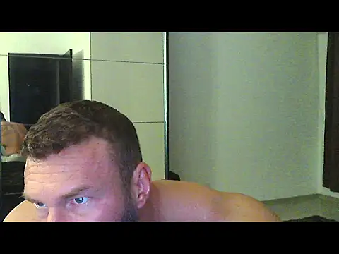 muscularkevin online show from September 2025 03:32:02 AM