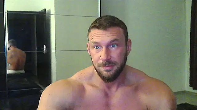muscularkevin online show from October 2025 03:29:01 AM