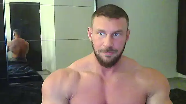 muscularkevin online show from November 2025 02:29:02 PM