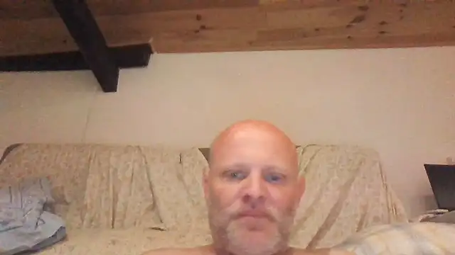 Snapshot of davigochi77bcn chatting on August 2026 08:01:01 PM davigochi77bcn online show from August 2026 08:01:01 PM