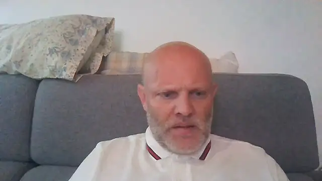 Snapshot of davigochi77bcn chatting on August 2026 08:33:02 PM davigochi77bcn online show from August 2026 08:33:02 PM