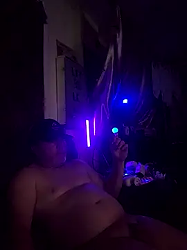 Hotredheadandtoungelasher online show from February 2026 10:55:01 AM