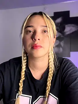 Irisweet  online show from September 2025 10:10:02 PM