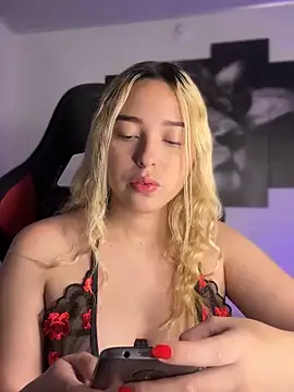 Irisweet  online show from September 2025 02:41:01 PM