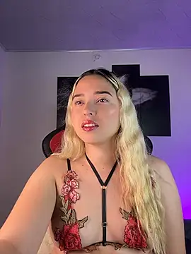 Irisweet  online show from October 2025 10:38:02 AM