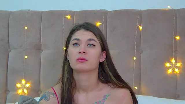 Snapshot of RachelSimpson chatting on December 2024 05:04:02 AM RachelSimpson online show from December 2024 05:04:02 AM