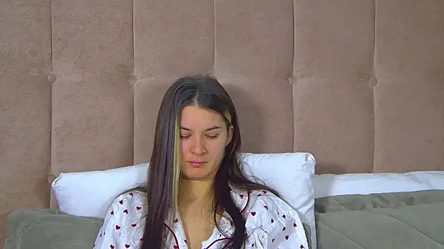 Snapshot of RachelSimpson chatting on February 2026 06:33:02 PM RachelSimpson online show from February 2026 06:33:02 PM