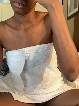 Snapshot of Jasmine_FullsShine chatting on February 2025 08:50:01 PM Jasmine FullsShine online show from February 2025 08:50:01 PM