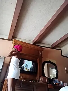 Jasmine FullsShine online show from October 2025 05:36:02 PM