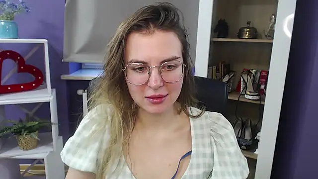 Snapshot of Zoey_Erotic chatting on January 2025 08:56:01 AM Zoey Erotic online show from January 2025 08:56:01 AM