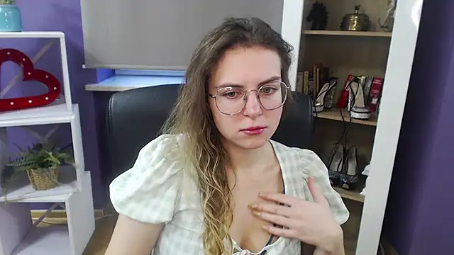 Snapshot of Zoey_Erotic chatting on January 2025 08:49:02 AM Zoey Erotic online show from January 2025 08:49:02 AM
