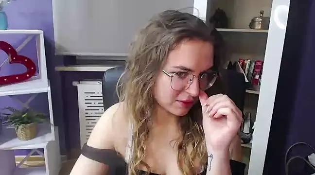 Snapshot of Zoey_Erotic chatting on January 2025 05:25:02 AM Zoey Erotic online show from January 2025 05:25:02 AM