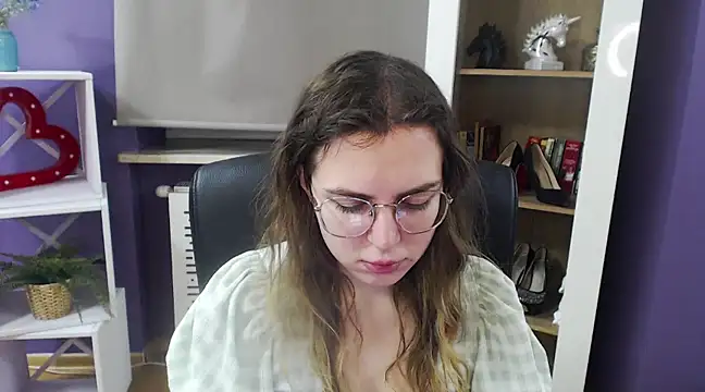 Snapshot of Zoey_Erotic chatting on February 2025 05:36:01 AM Zoey Erotic online show from February 2025 05:36:01 AM