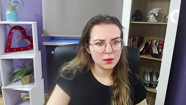 Snapshot of Zoey_Erotic chatting on February 2025 06:20:02 AM Zoey Erotic online show from February 2025 06:20:02 AM